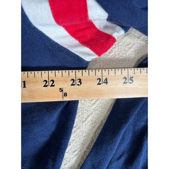 New England Patriots T-Shirt Men L Navy Blue NFL Team Graphics Cotton - Picture 7 of 10